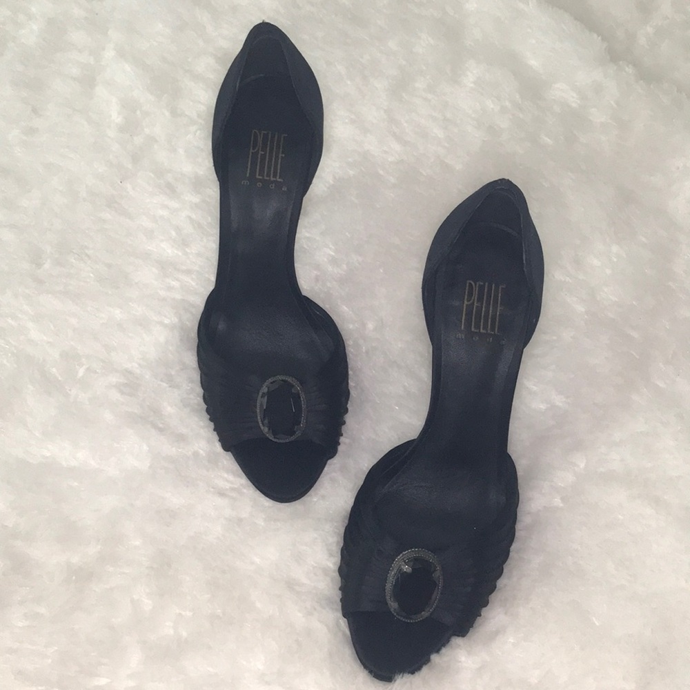 Pelle Moda Black Open Toe High Heels